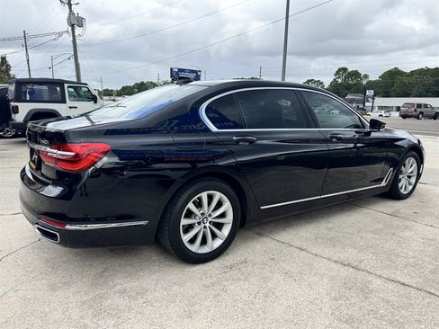 Used 2018 BMW 740i RWD image 5