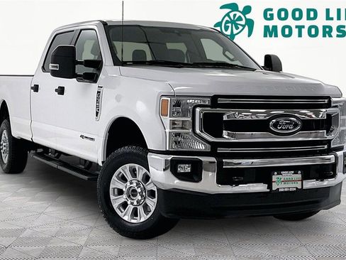 Used 2022 Ford F350 XLT w/ XLT Value Package image 1