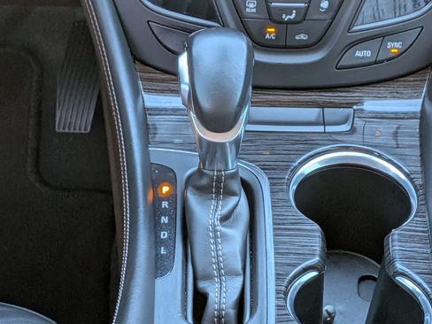 Used 2017 Buick Envision Premium image 18