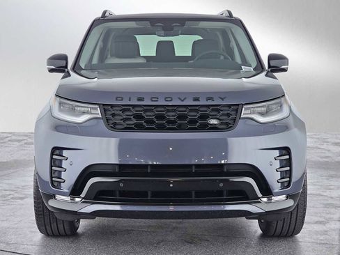 New 2026 Land Rover Discovery Dynamic SE image 8