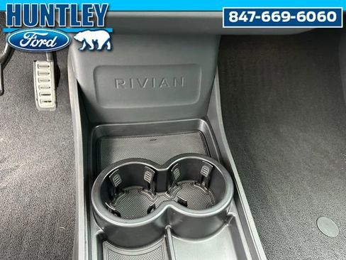 Used 2022 Rivian R1T Launch Edition image 18