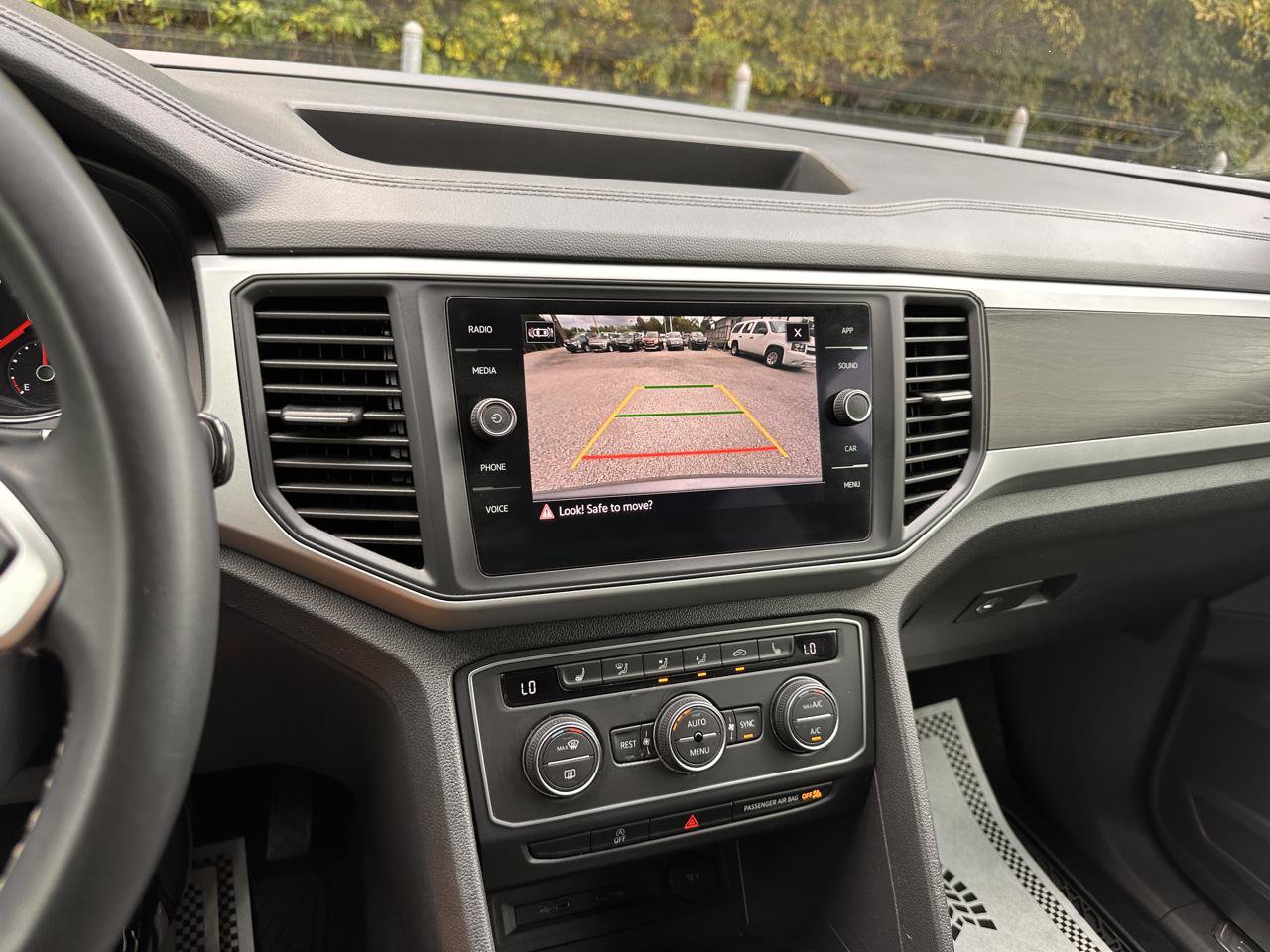 Used 2021 Volkswagen Atlas SE AWD/4WD image 37