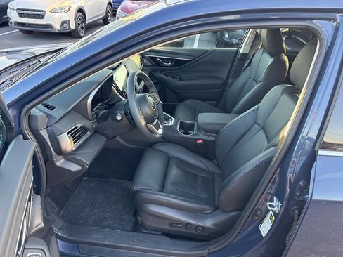 Used 2025 Subaru Outback Touring XT image 9