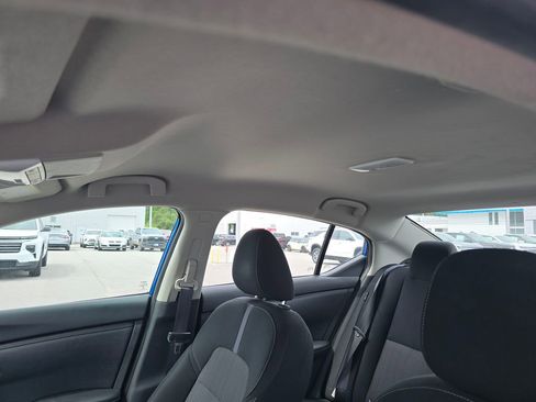 Used 2024 Nissan Sentra SV FWD image 21