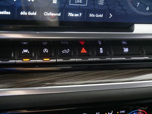 Certified 2023 GMC Sierra 1500 Elevation image 29