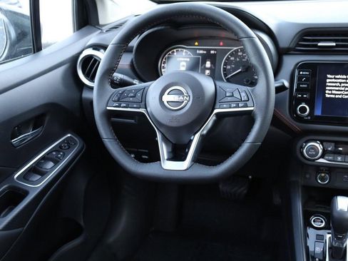 New 2025 Nissan Versa SR w/ Trunk Package image 22