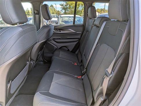 New 2025 Jeep Grand Cherokee Laredo X image 14