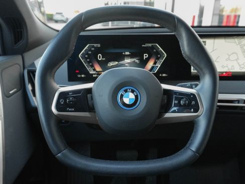 Used 2023 BMW iX xDrive50 w/ Premium Package image 13