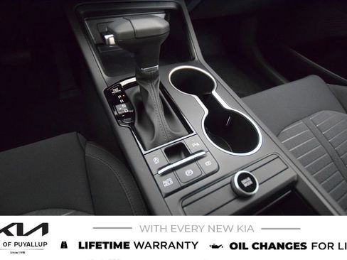 New 2026 Kia K5 LXS image 24