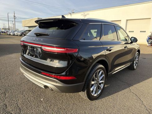 Certified 2022 Lincoln Corsair AWD w/ Premium Package image 5