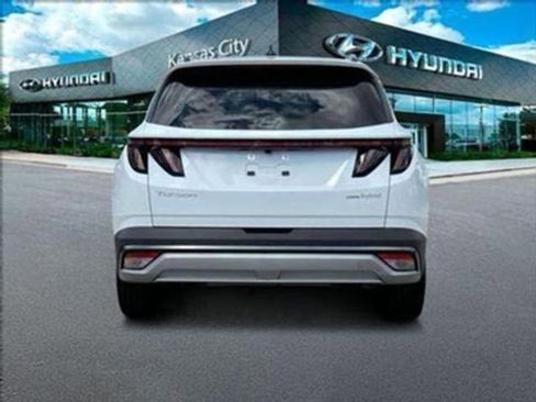 New 2025 Hyundai Tucson SEL image 5