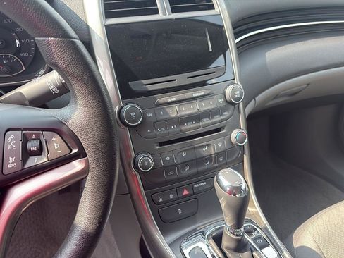 Used 2013 Chevrolet Malibu LS w/ Protection Package FWD image 7