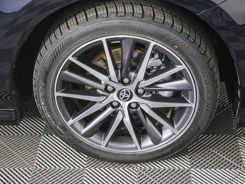 Used 2024 Toyota Camry XLE image 11