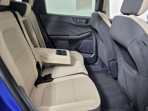 Used 2022 Ford Escape SE w/ Convenience Package image 32