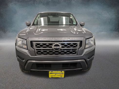 Used 2022 Nissan Frontier SV w/ Technology Package AWD/4WD image 2