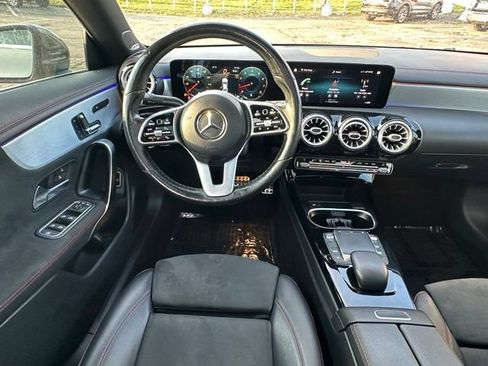 Used 2021 Mercedes-Benz CLA 250 4MATIC image 33