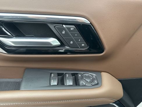 Certified 2025 Chevrolet Tahoe High Country image 23