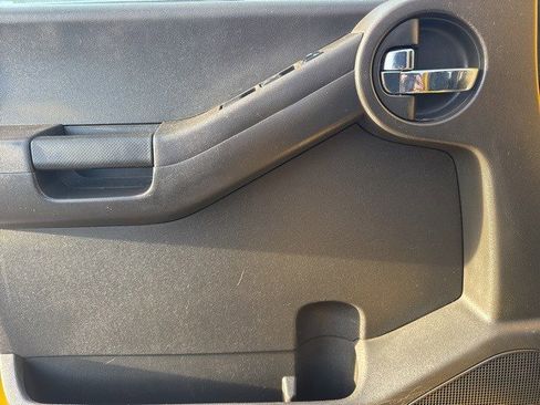 Used 2006 Nissan Xterra Off-Road image 10