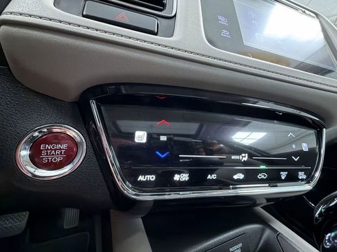 Used 2016 Honda HR-V EX image 24