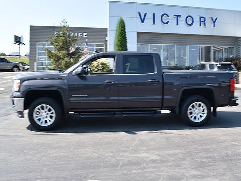 Used 2015 GMC Sierra 1500 SLE w/ SLE Value Package AWD/4WD image 2