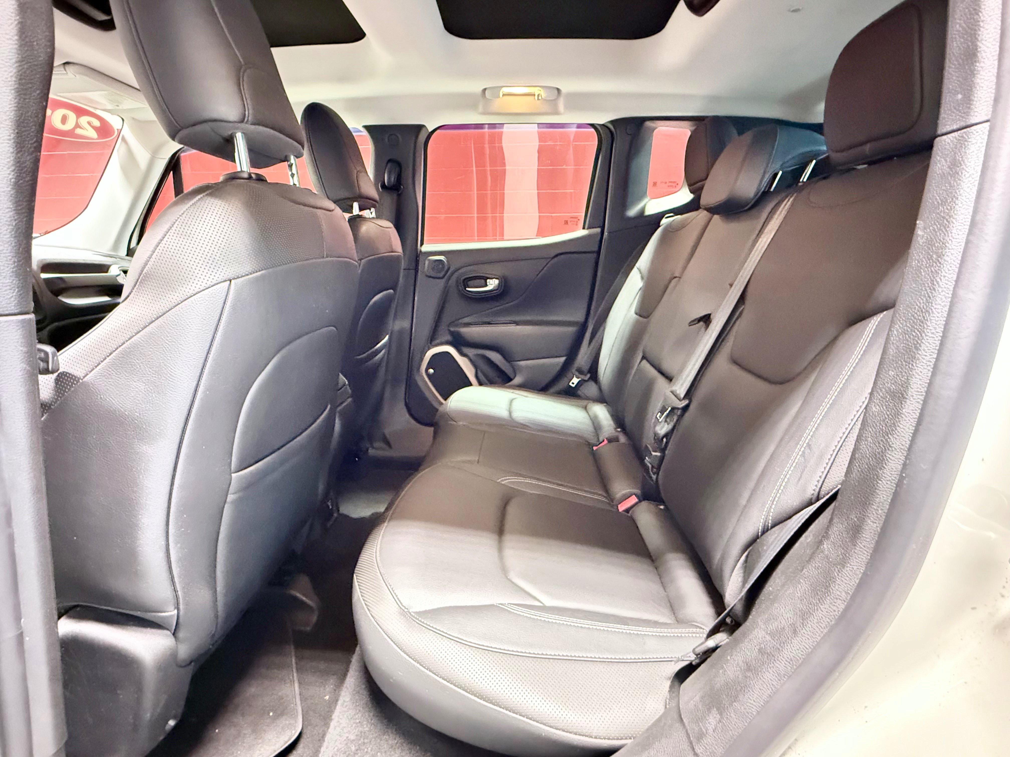 Used 2016 Jeep Renegade Limited w/ Advanced Technology Group AWD/4WD image 29