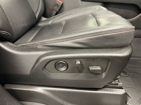 Used 2022 Chevrolet Tahoe RST w/ Luxury Package image 16