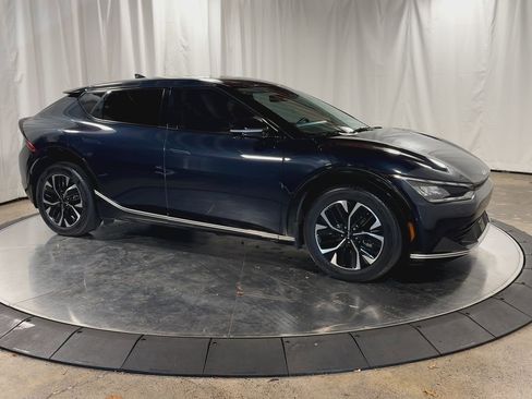 Used 2024 Kia EV6 Wind w/ Wind Technology Package image 3