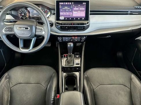 Certified 2023 Jeep Compass Limited AWD/4WD image 10