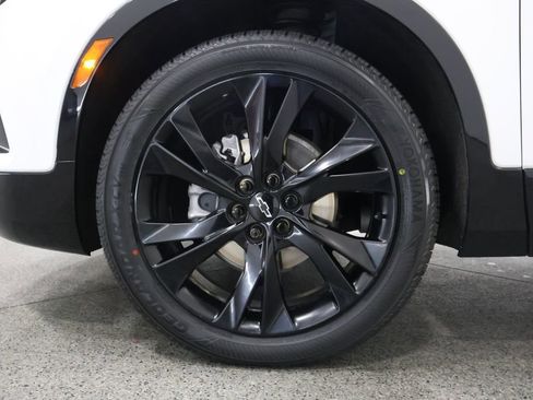 Used 2022 Chevrolet Blazer RS w/ Enhanced Convenience Package AWD/4WD image 5