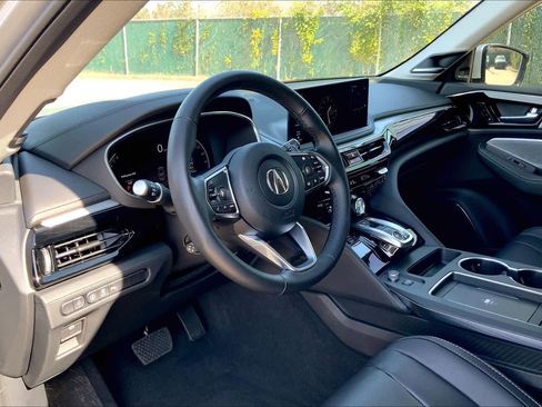 Certified 2026 Acura MDX w/Technology Package image 16