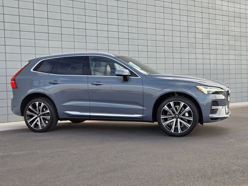 Used 2023 Volvo XC60 T8 Ultimate w/ Climate Package AWD/4WD image 7