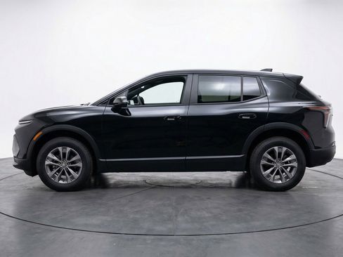 Used 2025 Chevrolet Equinox LT FWD image 5