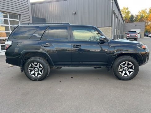 Used 2021 Toyota 4Runner TRD Off-Road Premium w/ Moonroof Package image 4