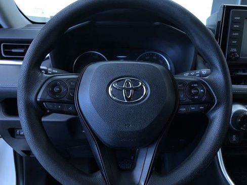 Used 2019 Toyota RAV4 LE w/ Carpet Mat Package AWD/4WD image 25