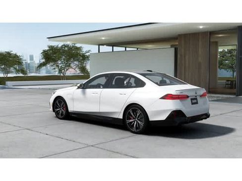 New 2027 BMW 550e xDrive AWD/4WD image 2