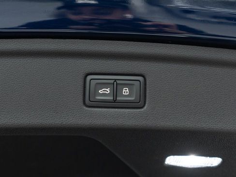 Used 2022 Audi S5 Premium w/ Convenience Package image 37