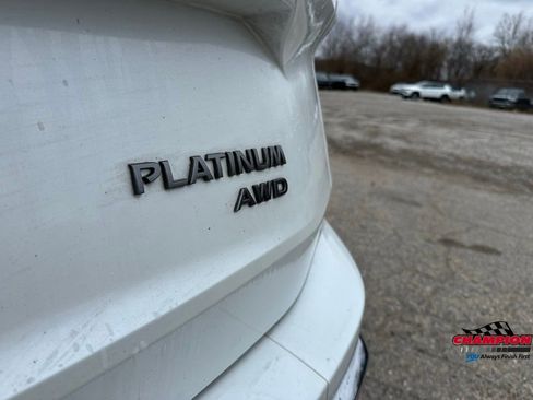 Used 2024 Nissan Rogue Platinum w/ Platinum Premium Package image 13