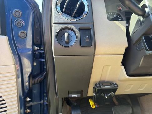 Used 2008 Ford F550 4x4 Crew Cab Super Duty image 15