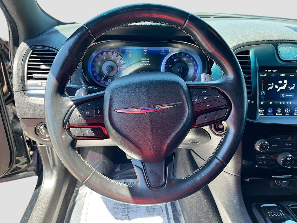 Used 2022 Chrysler 300 S RWD image 11