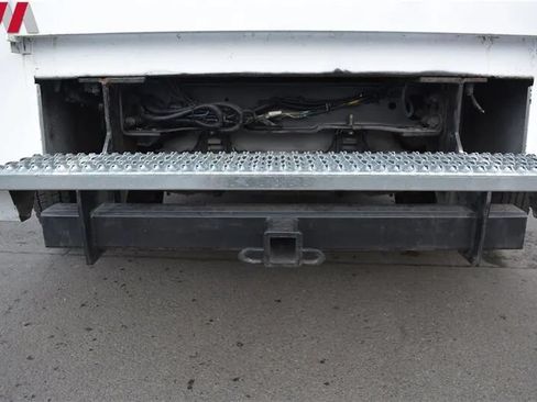 Used 2016 Ford F550 4x4 Regular Cab Super Duty image 26