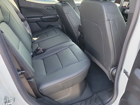 New 2026 Chevrolet Colorado W/T image 16