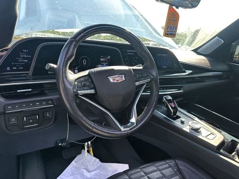 Used 2022 Cadillac Escalade Sport Platinum w/ Heavy-Duty Trailer Package AWD/4WD image 12