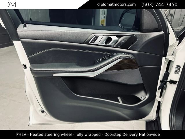 Used 2023 BMW X5 xDrive45e AWD/4WD image 25
