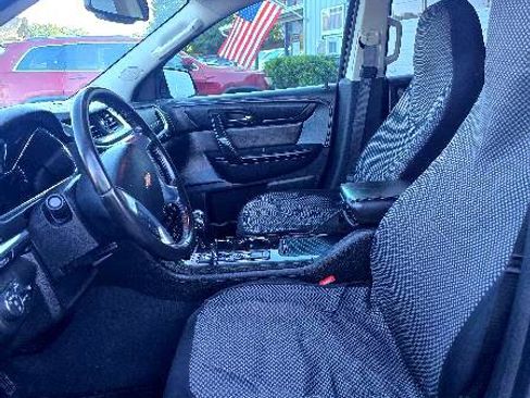 Used 2016 Chevrolet Traverse LT image 8