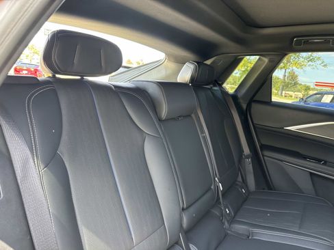 Used 2024 Cadillac Lyriq Sport RWD image 29