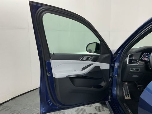 Certified 2023 BMW X5 sDrive40i w/ M Sport Package image 21