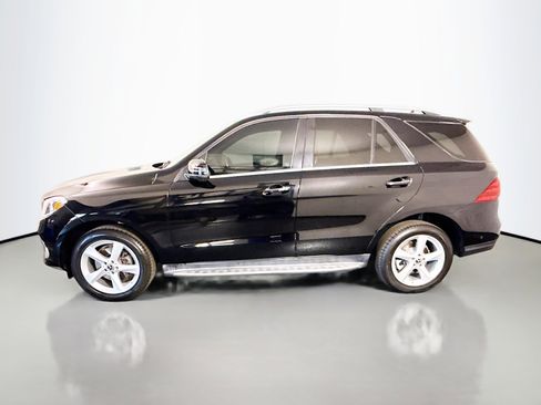 Used 2017 Mercedes-Benz GLE 350 w/ Premium 1 Package image 6