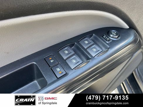 Used 2020 Chevrolet Colorado W/T w/ Custom Special Edition RWD image 11