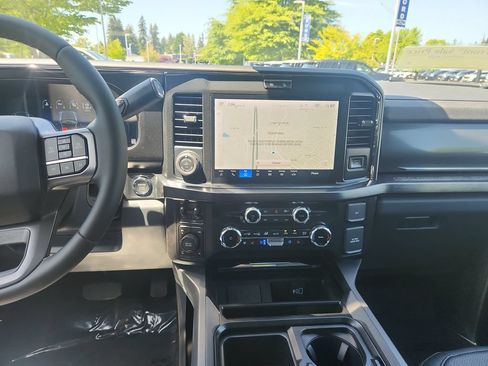 New 2026 Ford F250 Lariat w/ Lariat Ultimate Package AWD/4WD image 24