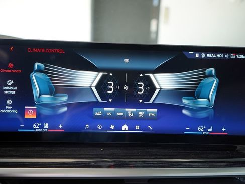 New 2026 BMW X5 xDrive40i w/ M Sport Package image 17